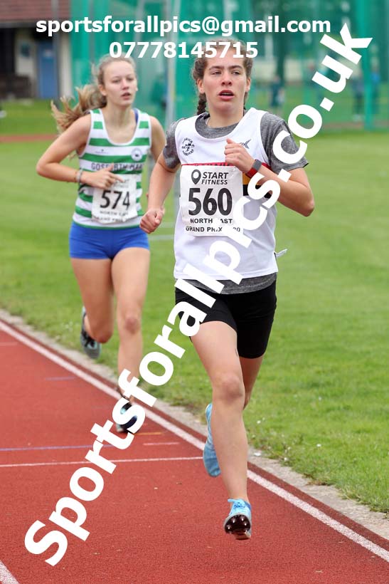 800 metres, NECAA Open Meeting, Morpeth, Sunday, September 27th. David T. Hewitson/Sports for All Pics